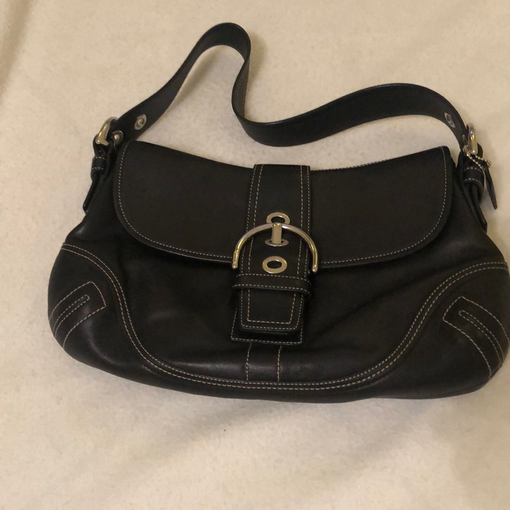 **SOLD** Coach Leather Purse